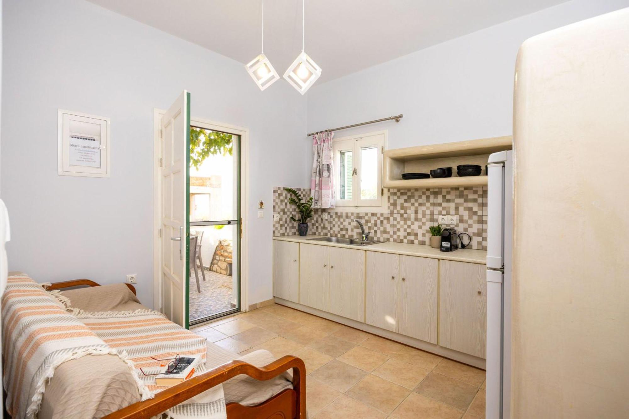 Sahara Beach Apartments - Kastraki Kastrákion Eksteriør billede